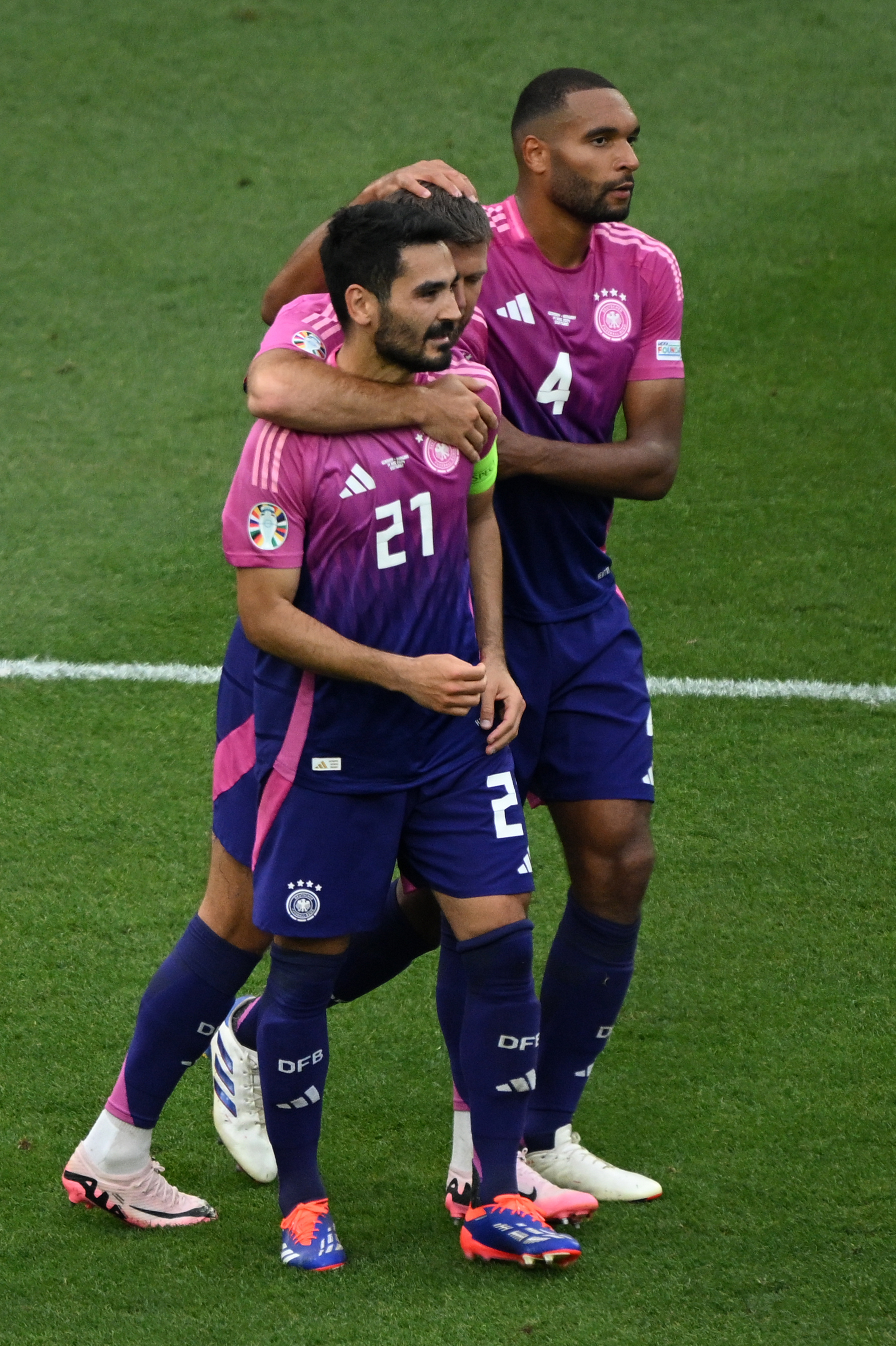 包含奥地利大胜匈牙利,成功杀入欧洲杯四强的词条 包含奥地利大胜匈牙利,成功杀入欧洲杯四强的词条