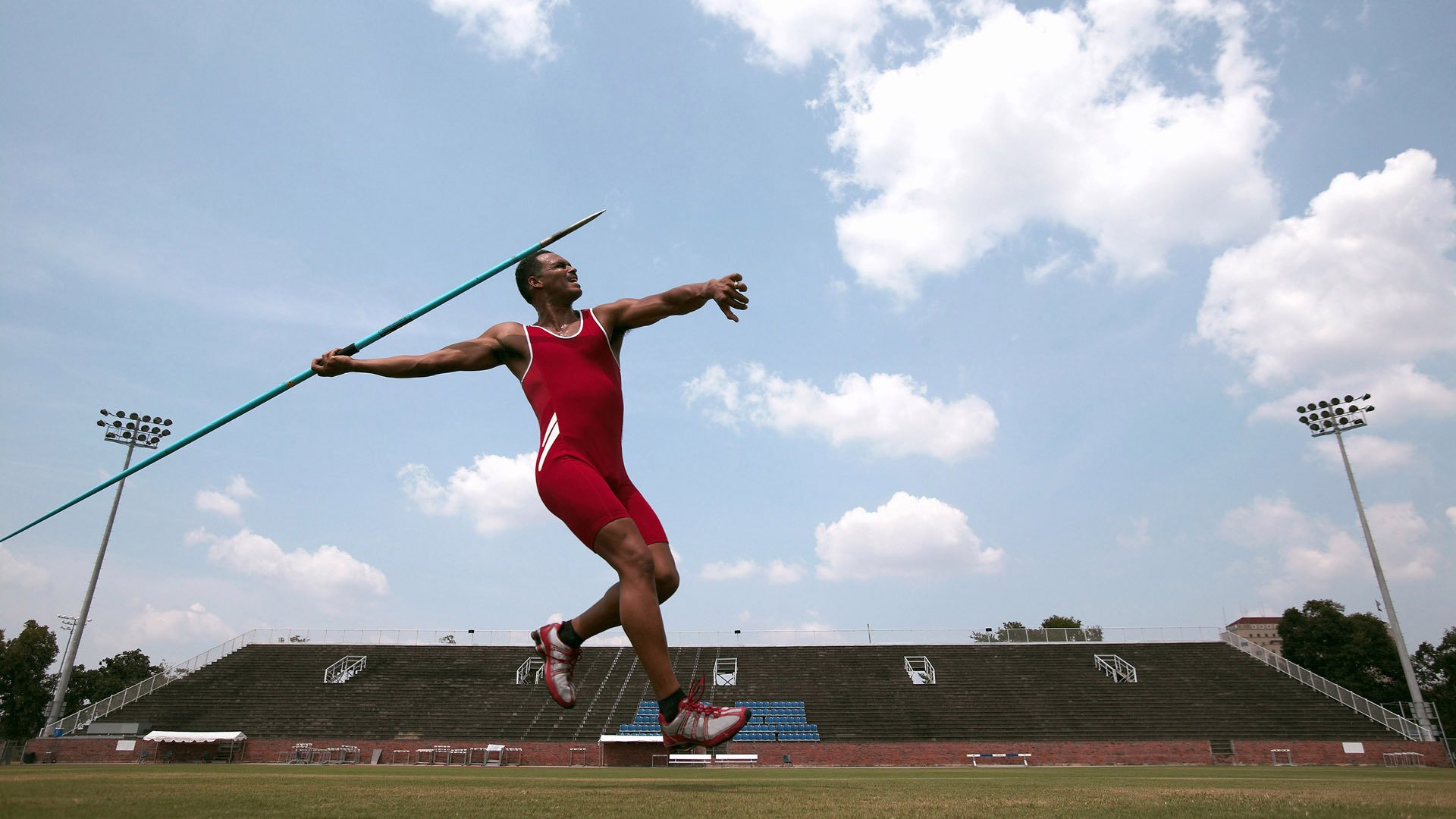 皇马轻取比利亚雷亚尔，罗德里戈扛起全队，新一代领袖崛起